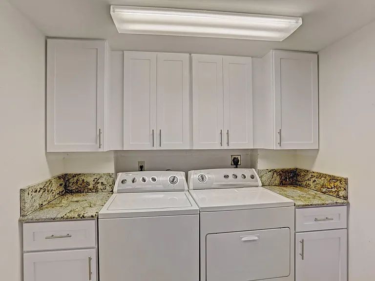 201 S Seas Dr #401 — Photo 23