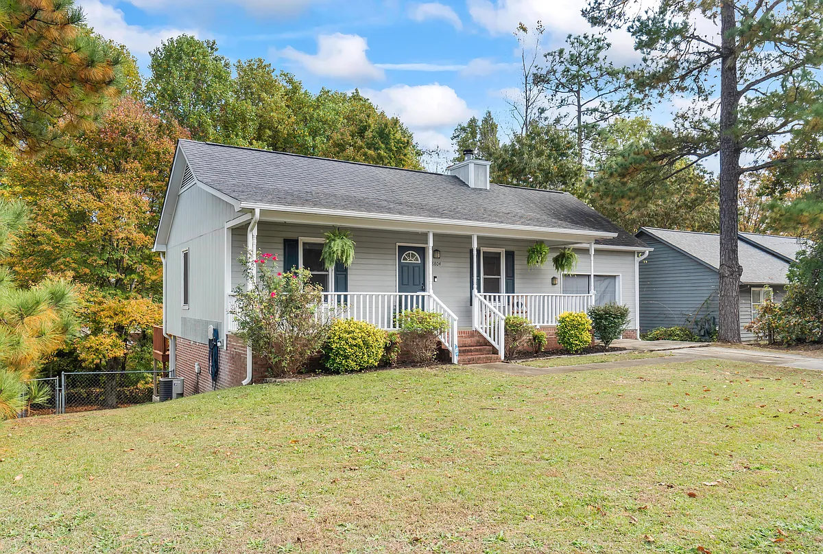 Building Photo - 6804 Buttermere Dr