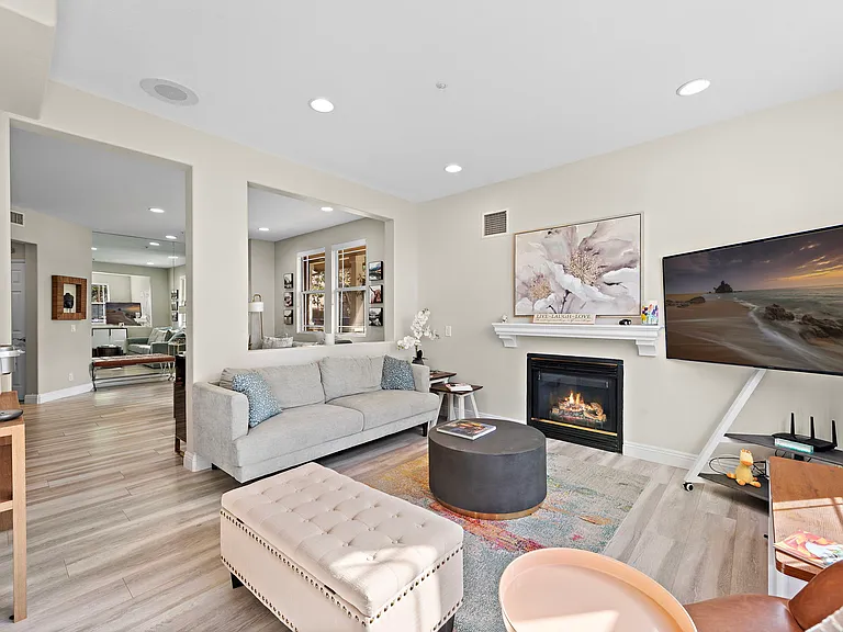 81 Garrison Loop — Photo 2