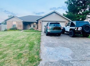 601 Highland St, Lowell, AR 72745