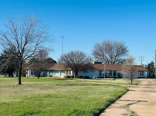 3520 E Keowee Rd, Kremlin, OK 73753