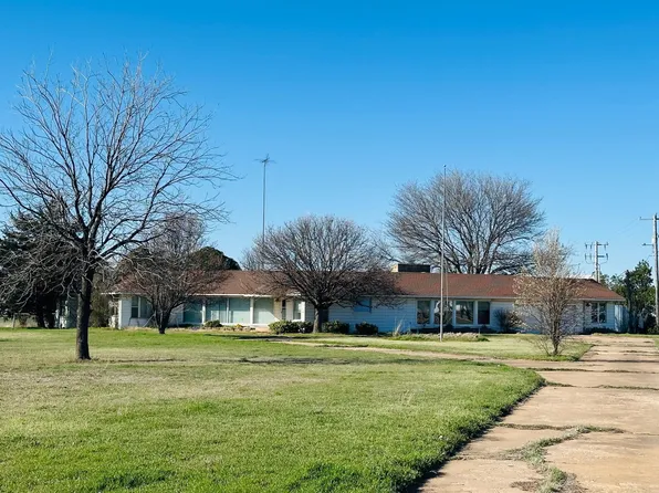 3520 E Keowee Rd, Kremlin, OK 73753