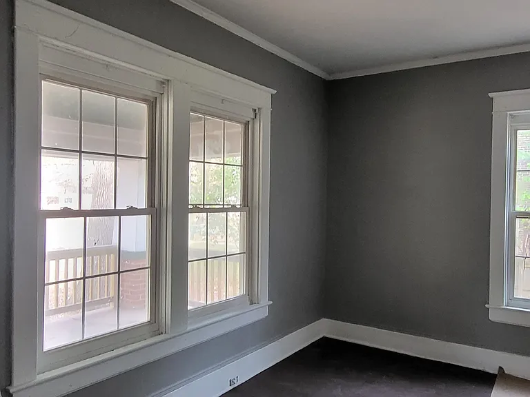 301 W Franklin St — Photo 8