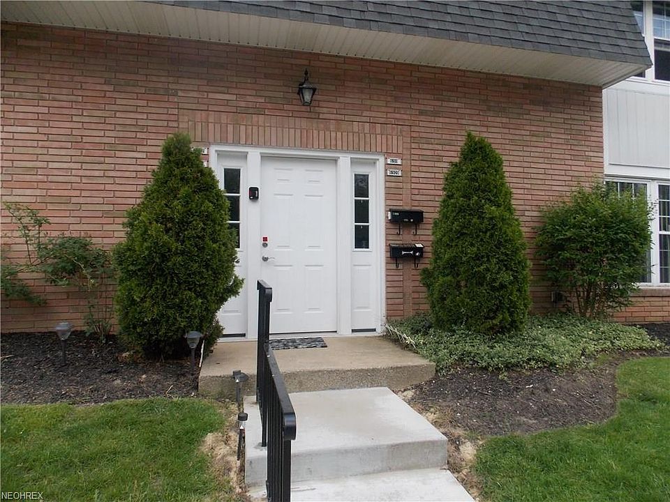 1st image of 6911 N Parkway Dr