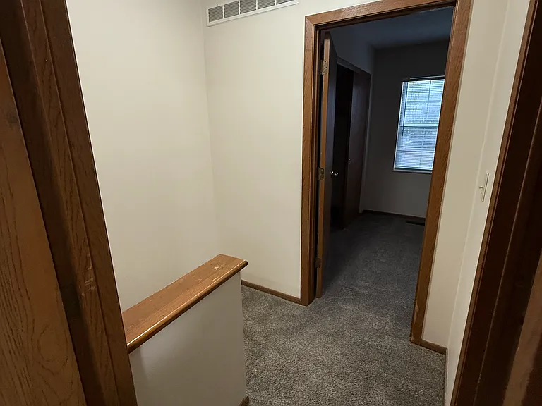 Oglebay Village Apartments — Photo 12