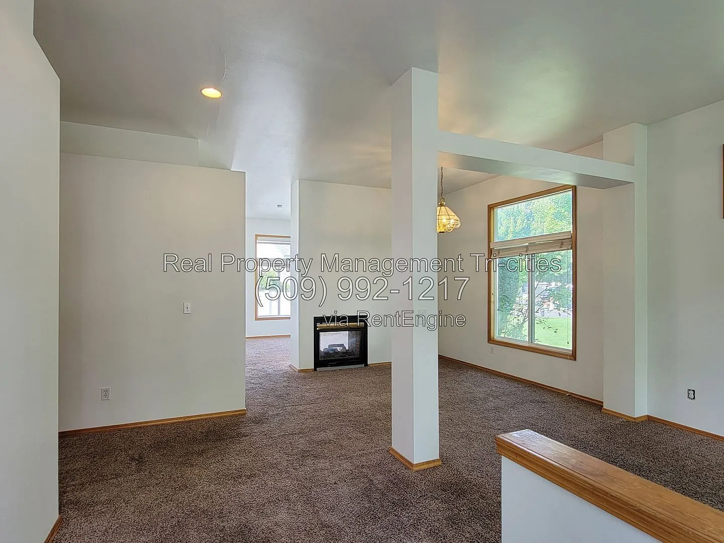 2 bed, 2.0 bath, 1473 sqft, $2,295 — Photo 2