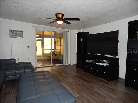 5th image of 8602 Waconda Ln