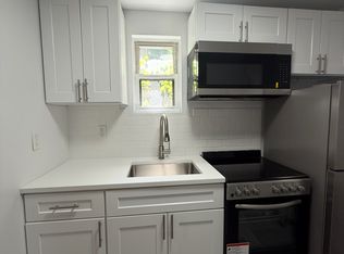 634 Hudson St #R6, New York, NY 10014