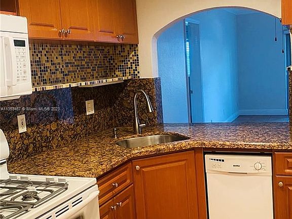 4th image of 6715 N Kendall Dr APT 708