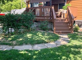 2215 W Division St, Grand Island, NE 68803