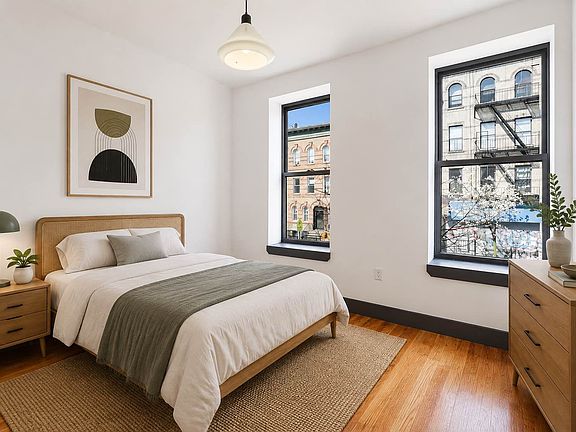4th image of 294 Grove St APT 3
