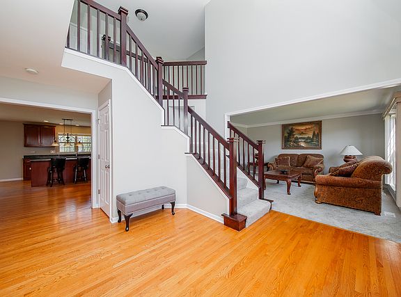 2nd image of 16305 S Riverwood Dr