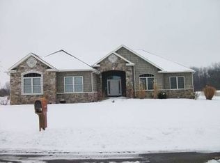 54190 Angeline Dr, Bristol, IN 46507