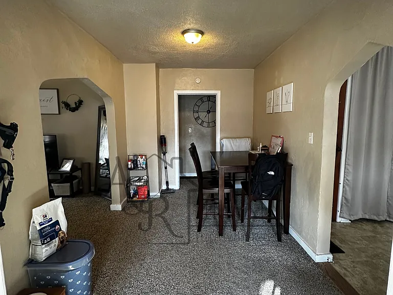 602 N Walnut St — Photo 10