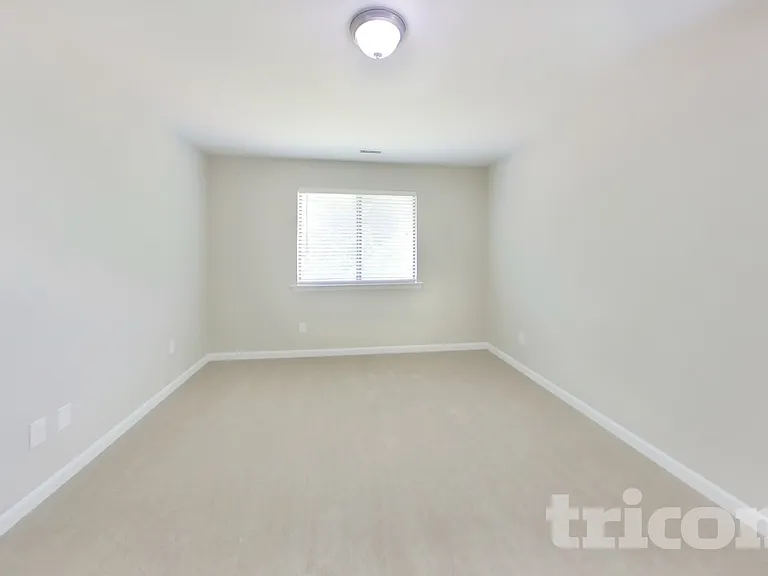 2405 Ravine Dr — Photo 11