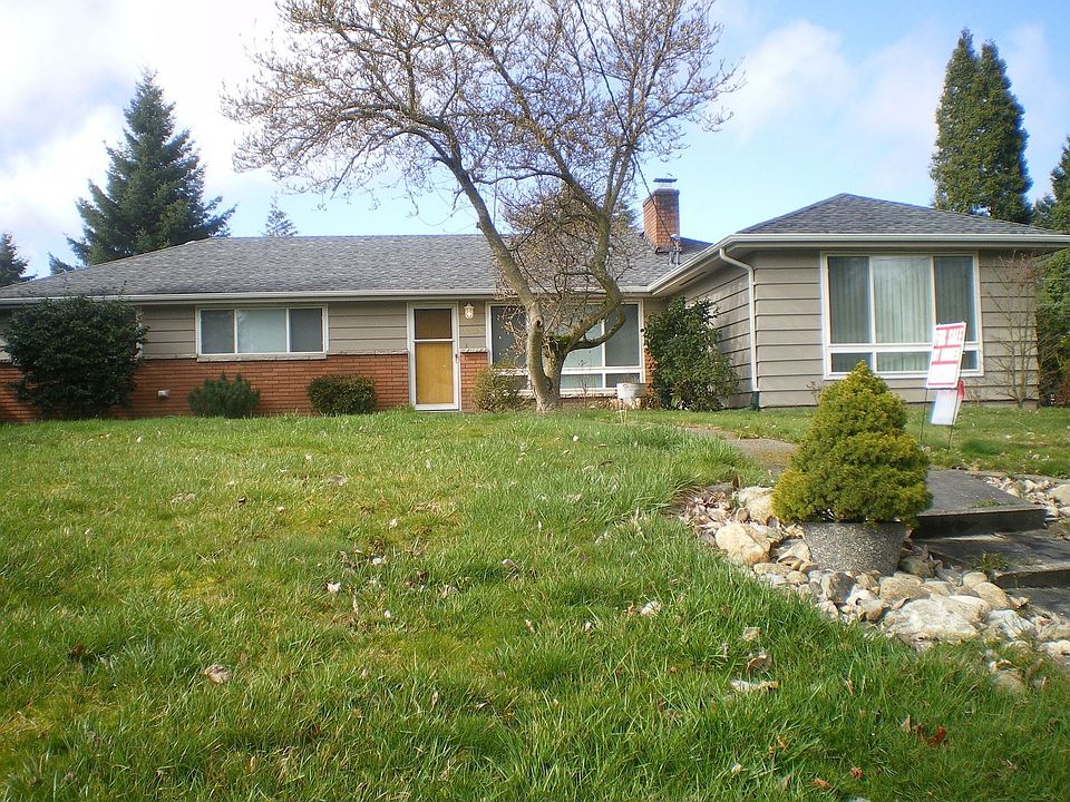 2nd image of 18905 34th Ave S