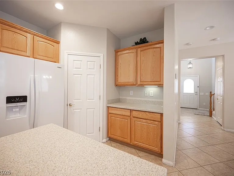10474 Howling Coyote Ave — Photo 28