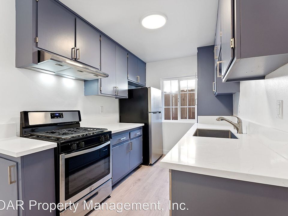 1st image of 246 Coronado Ave Unit 5