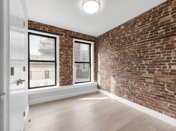 1057 Fulton Street 2C image 3 of 9