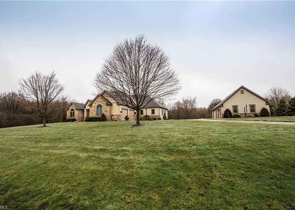 1st image of 12193 Devington Ct