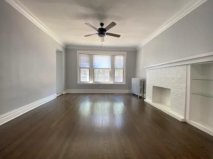 1217 W Rosemont Ave #1 — Photo 1