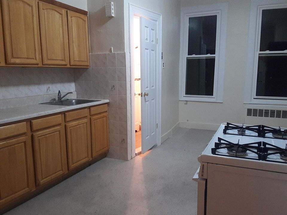 1st image of 7043 67th Pl APT 1R