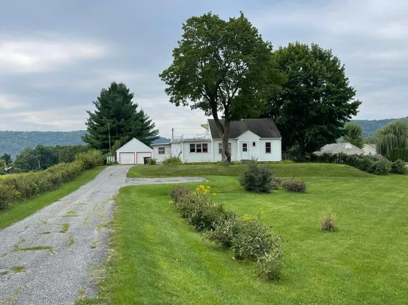 1211 County Road 6, La Crescent, MN 55947