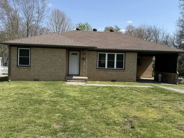 1212 Murray St, Mayfield, KY 42066