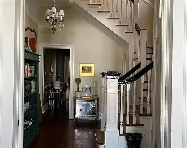 934 Philip St — Photo 4
