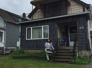 95 Ivanhoe Rd, Cheektowaga, NY 14215