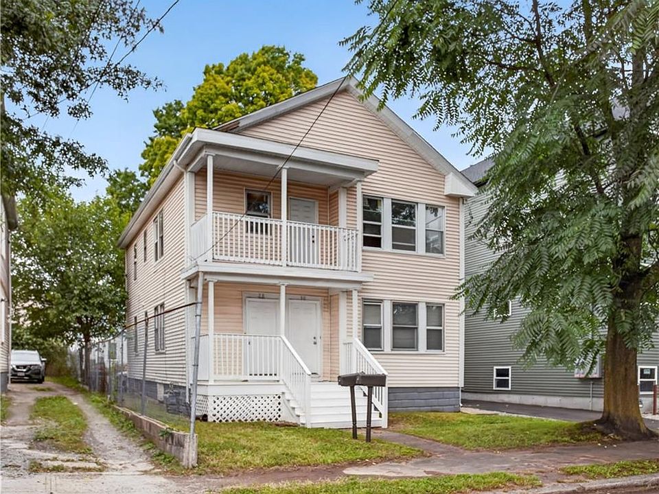 1st image of 28 Pumgansett St