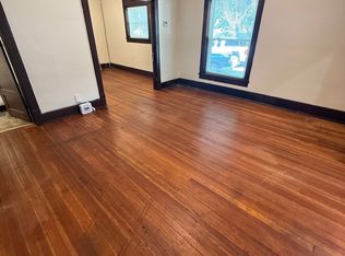 1104 D St APT 4, Lincoln, NE 68502