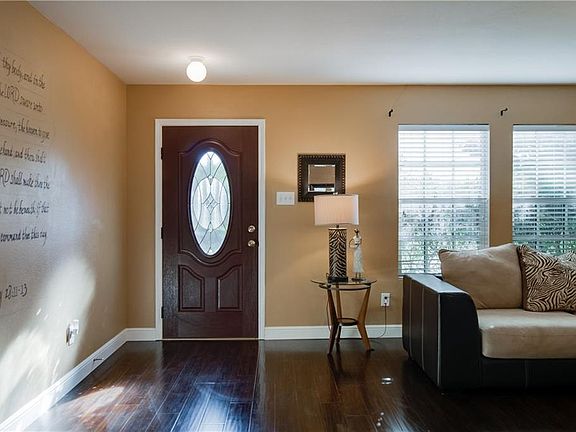 5th image of 8404 River Bluffs Dr