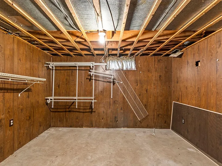 8253 Frost Ave — Photo 24