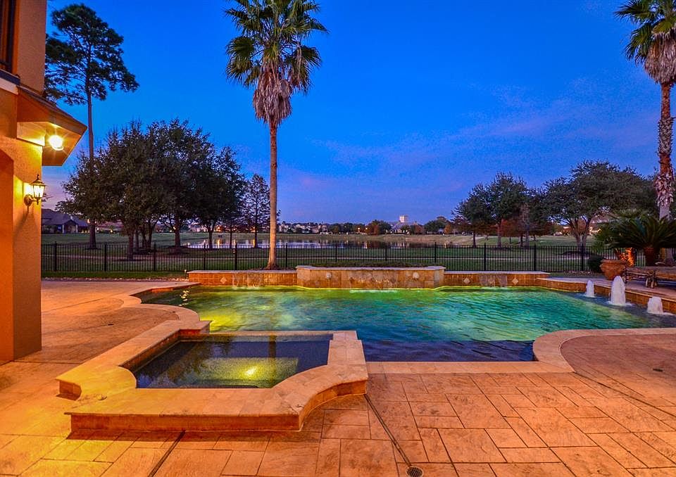 1st image of 13811 Winding Springs Dr