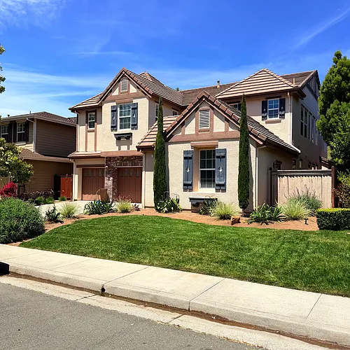 60 Laurelwood Dr Photo 1