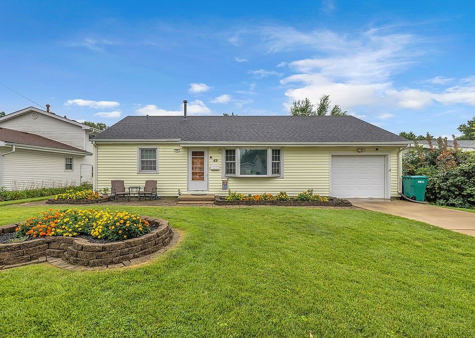 1st image of 49 Ridge Lane Dr
