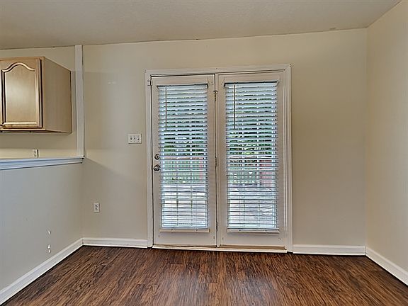 4th image of 4639 Wellington Point Ln