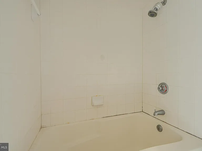 414 Water St #1404 — Photo 21