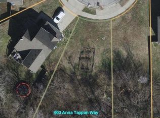 903 Anna Tappan Way, Lawrence, KS 66044