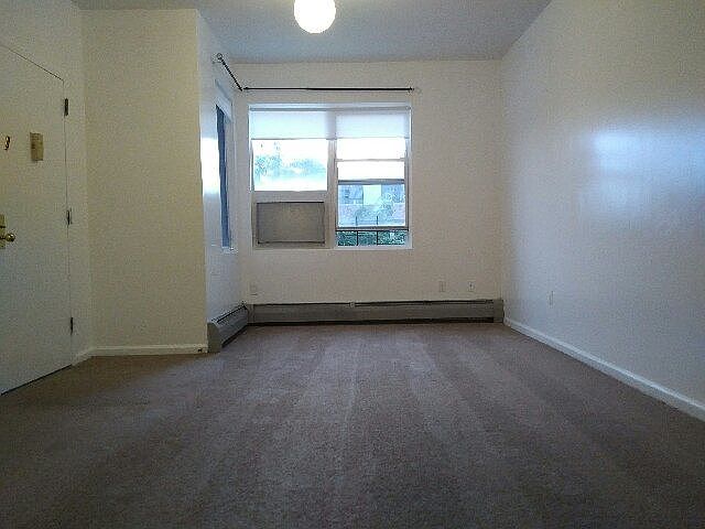 1st image of 132 Noll St #2