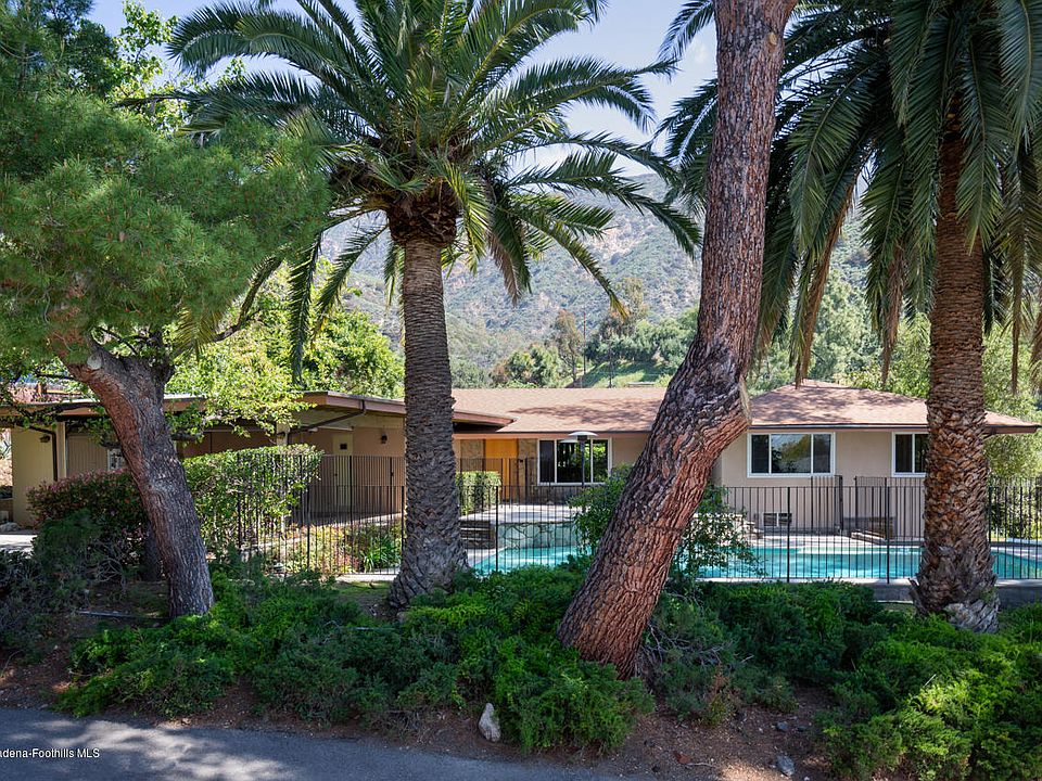 1st image of 1011 Alpine Villa Dr