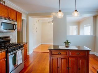 9 P St #2, South Boston, MA 02127