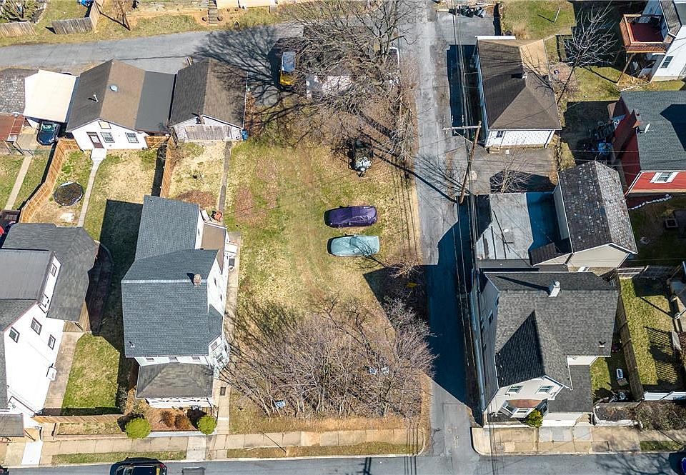 1st image of 25 N 17th St