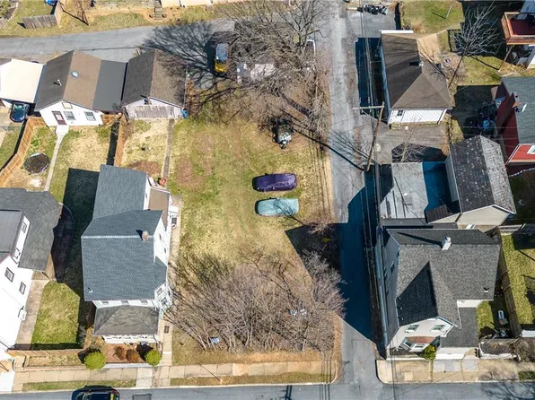 25 N 17th St, Easton, PA 18042