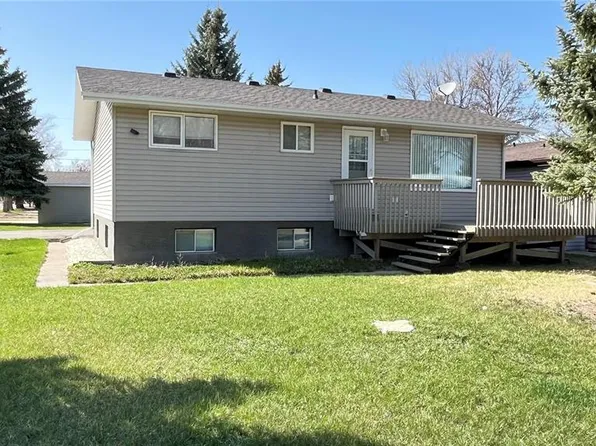 117 Herbert STREET, Maple Creek, SK S0N 1N0