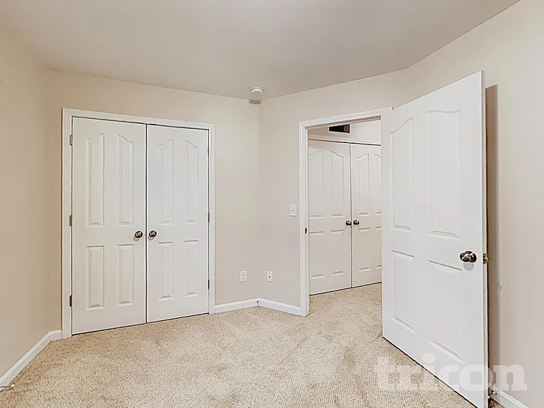 4740 Brewer Dr — Photo 14