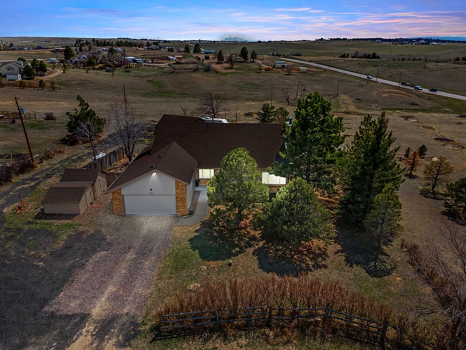1st image of 136 Hague Cir