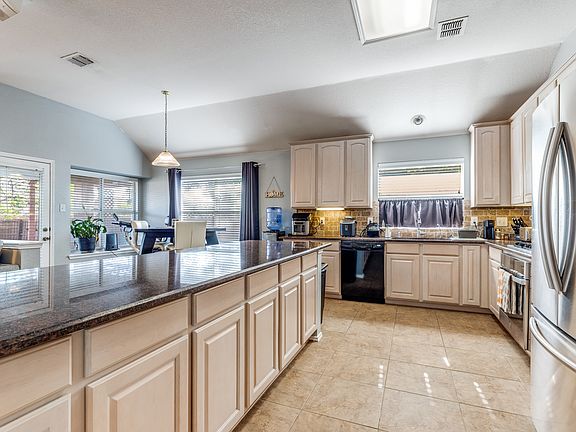 5th image of 10403 Stone Falls Ln