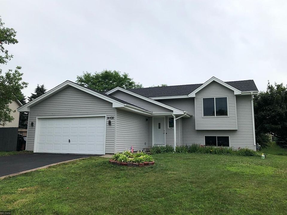 1st image of 14420 Hollow Park Ln